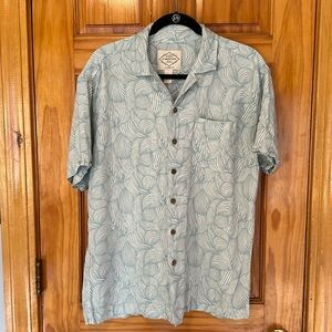 St. John’s Bay Hawaiian shirt